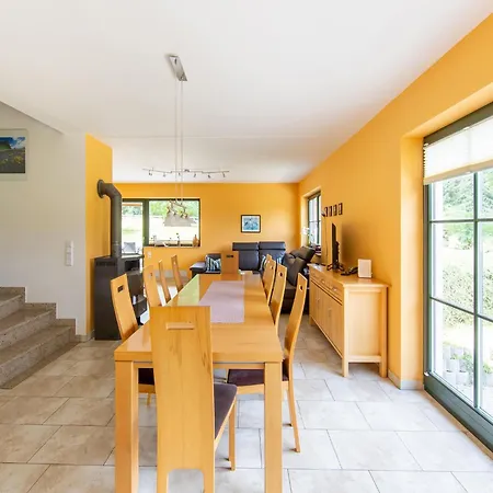 Forest Escape With Terrace, Cleaning Included * Eisfeld