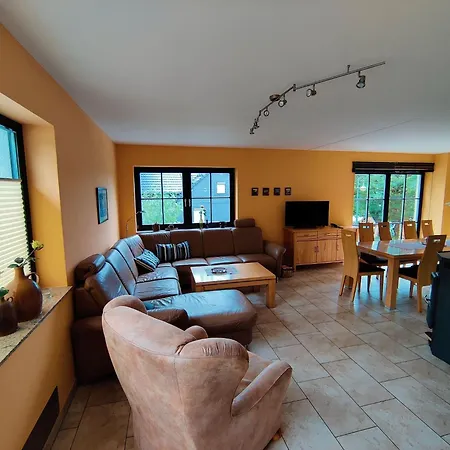 Forest Escape With Terrace, Cleaning Included Holiday home *