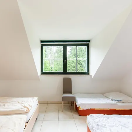 Forest Escape With Terrace, Cleaning Included Holiday home Eisfeld