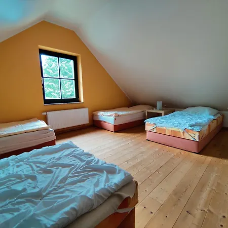 Forest Escape With Terrace, Cleaning Included *
