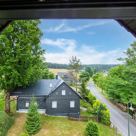 Holiday home Forest Escape With Terrace, Cleaning Included Eisfeld